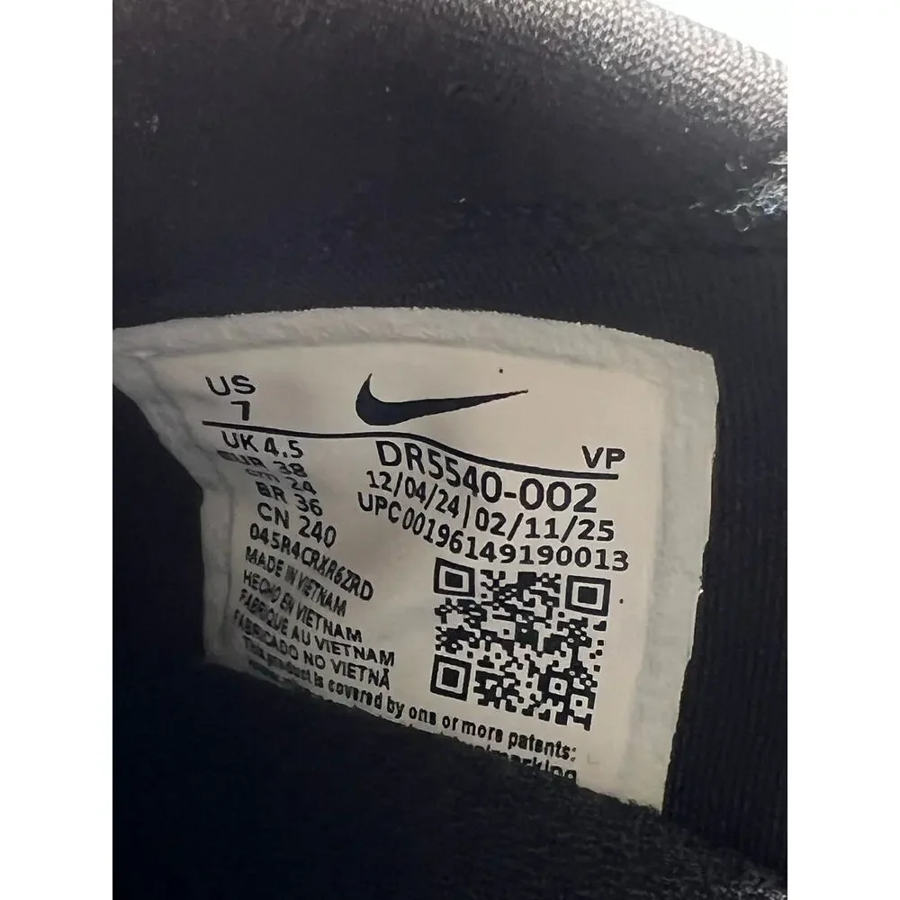 Nike GO FlyEase “Black White” size 7 women’s